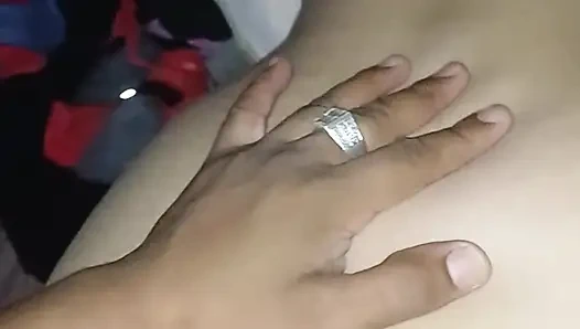 Aku adalah saudara tirimu, jangan lakukan ini