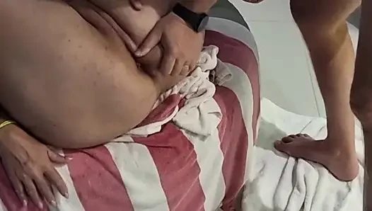 Eheschlampe Masturbiert, Blowjob, Squirtet