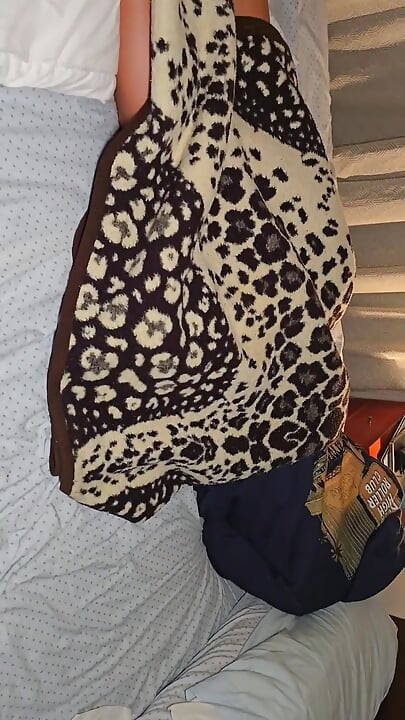 Nimfomanka chce przelecieć swojego chłopaka