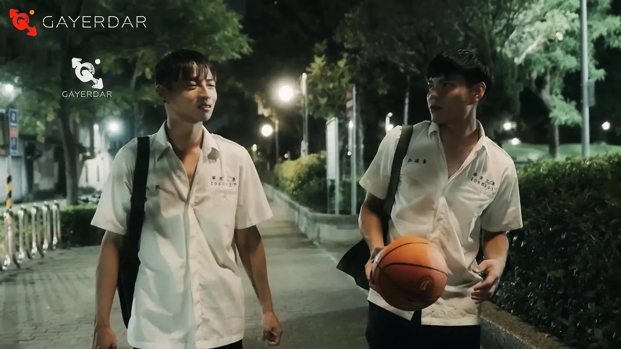 一次电影式的樱桃爆裂体验