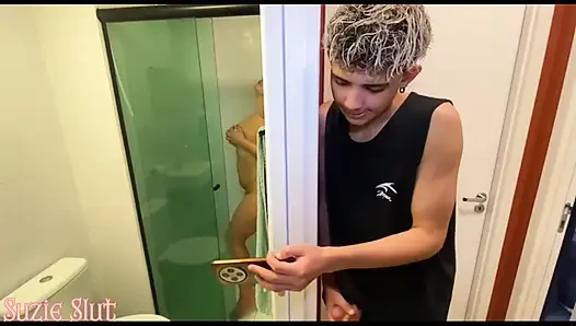Stepmom Caught Her Stepson in the Handjob, Grounded Him to Eat Her Ass