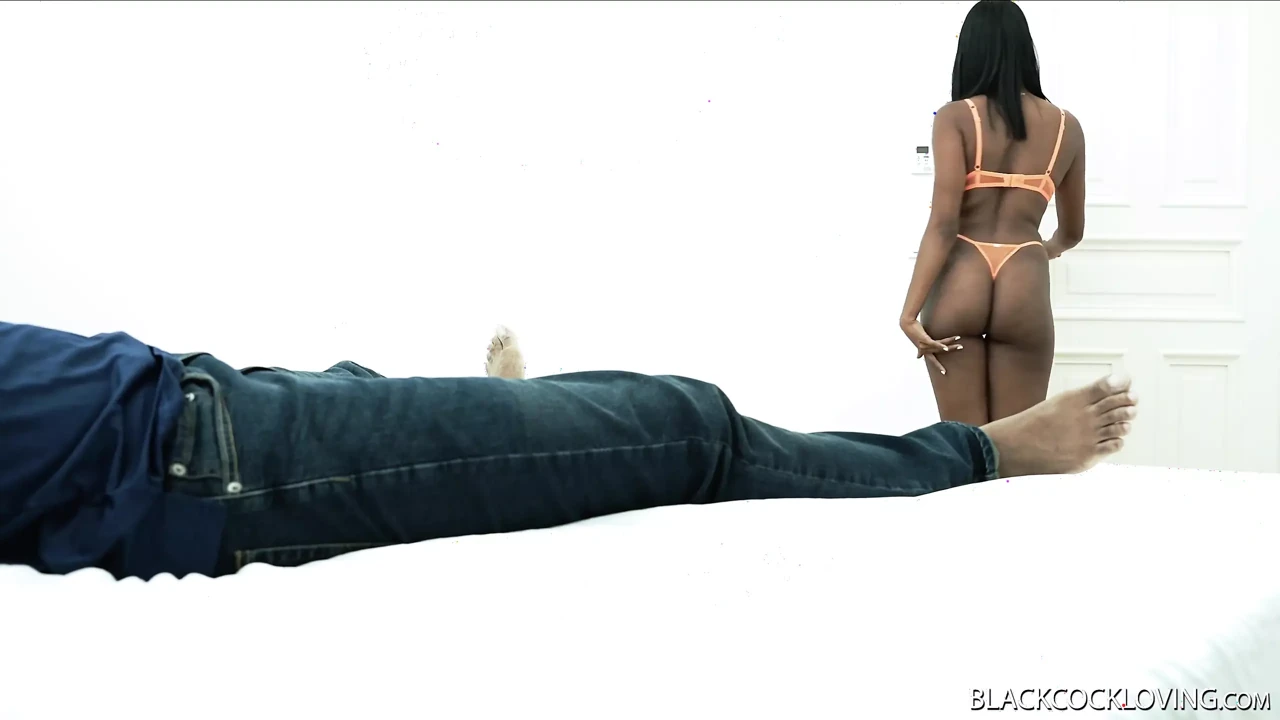 Horny Black Colombian Girl Twerks and Sucks Black Dick
