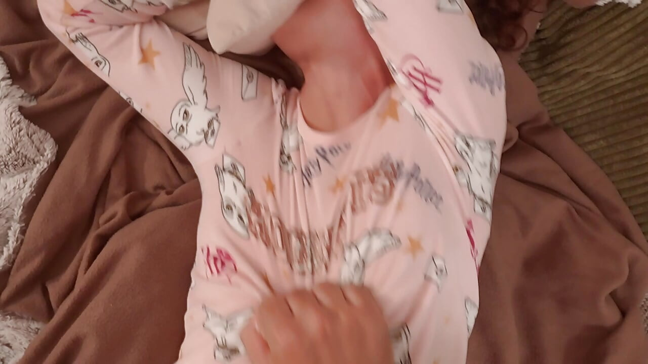 Stepdaddy Breeds His Cute Stepdaughter in Missionary