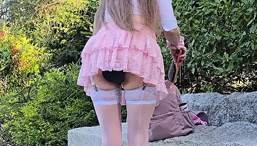 Longpussy. Setelah 13 jam berjalan dengan sumbat raksasa ini ke dalam pantatku, kamu perlu sedikit pecintanya.