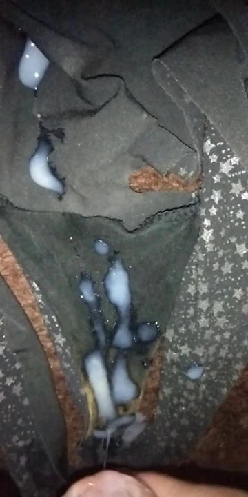 meathmetonight daughter's panties get a splash of cum