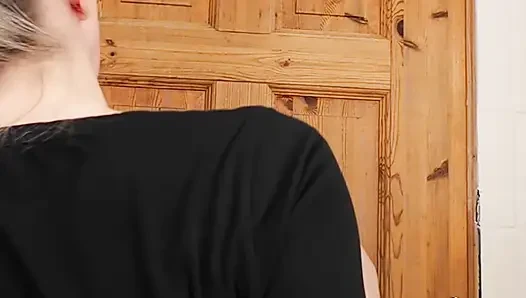 Baş aşağı işemek çok harika hissettiriyor!