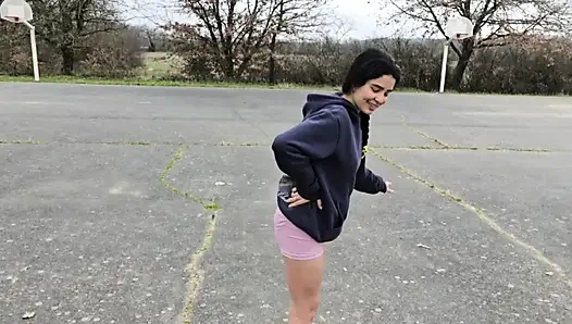 Meine nachbarin hatte nie kite-skates geritten und reitet meinen schwanz im freien