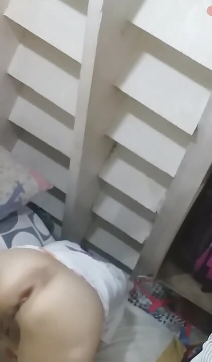 última parte de ela me pede para comer sua buceta mais