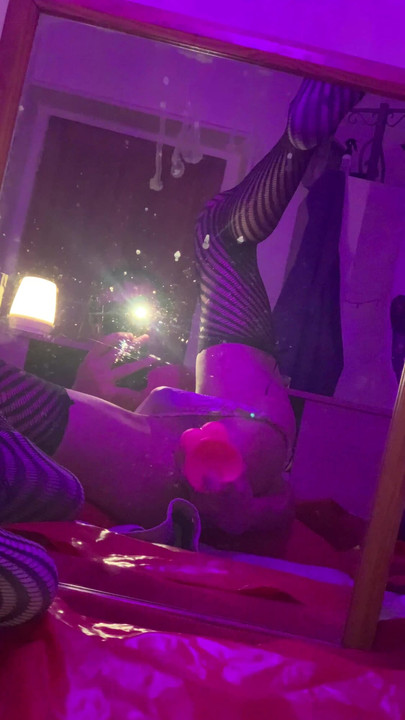 ディルドで開くのが大好きです