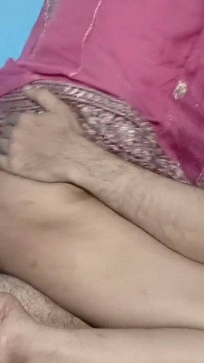 Hijab-wearing Arab girl did a wonderful blowjob of bigcock then riding cowgirl while screamed loudly | Clip 1