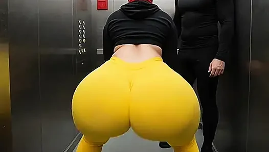 Cewek semok latina dengan legging ketat warna kuning lagi asik joget di dalam lift
