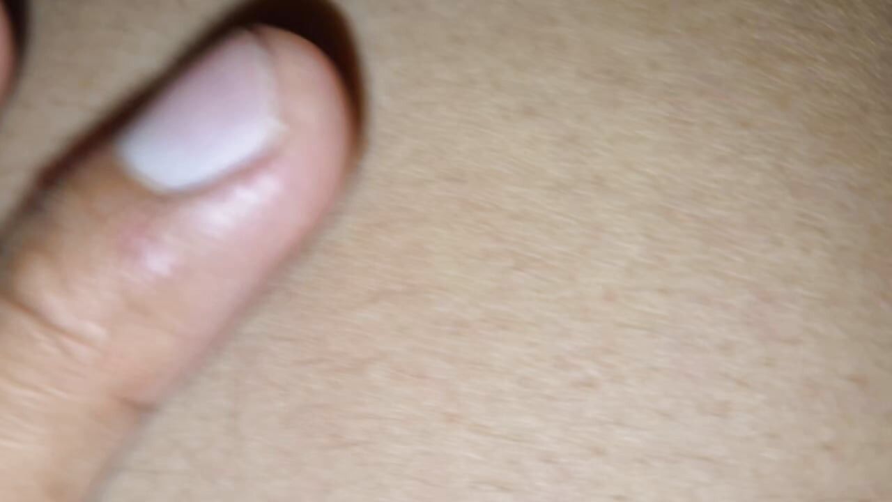 Nach einem Tag am Strand zögerte ich nicht, den Freund meines Bruders zu FICKEN, ich war total aufgeregt!!