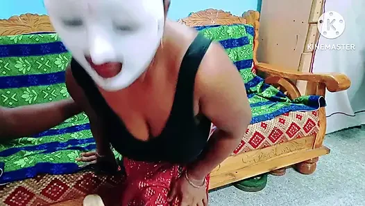 Neighbour Aunty's hot navel suck with honey by desi boy - tamil dirty talk with loud moaning