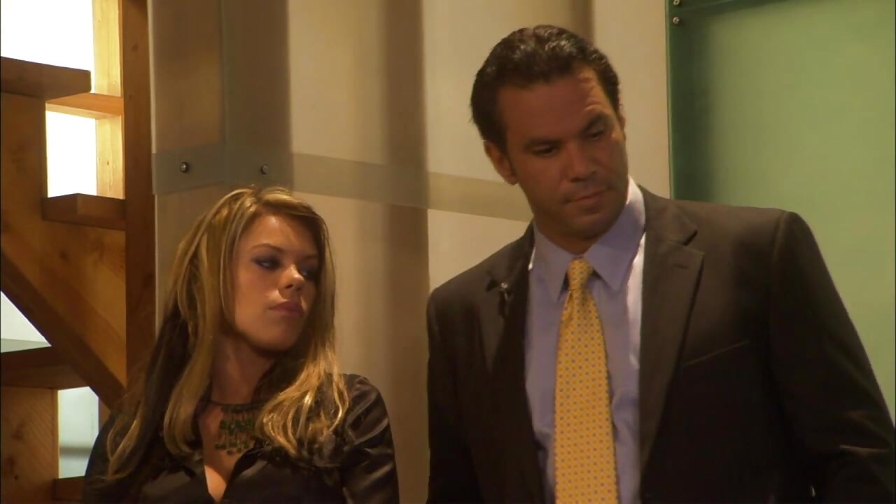 Awek blonde sempurna yang bertetek besar bercinta...