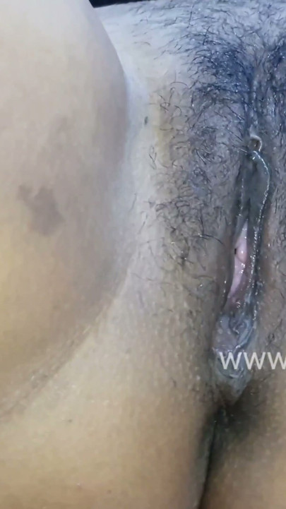 Desi married couple have hot sex, fingering and pussy fucking | Clip 1