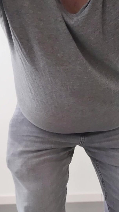 Pissing #1