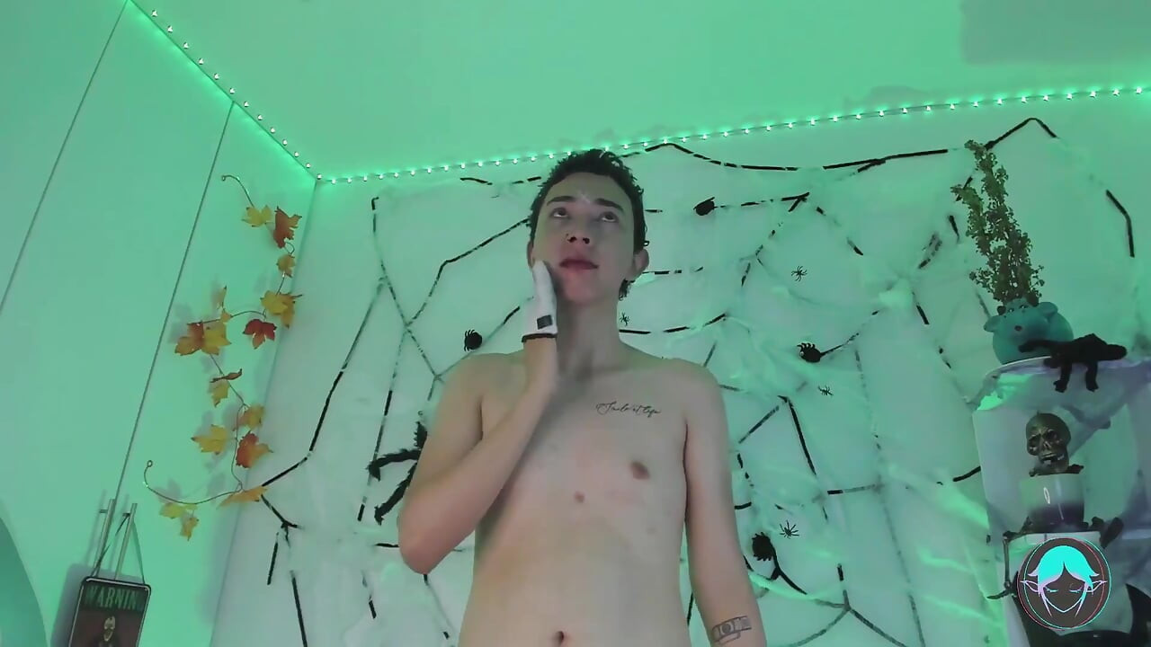 Elf Transformation to Sissy Boy