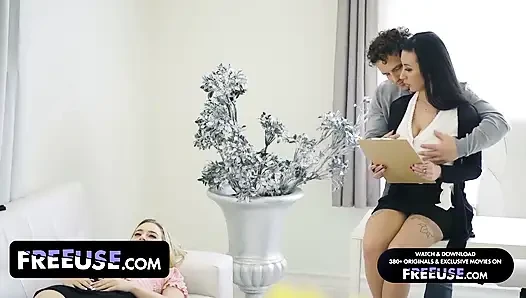 Terapi yang berbalik tabu robby echo membawa dr. lily dan blake blossom oleh badai