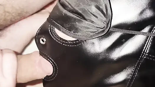 Маскированный минет