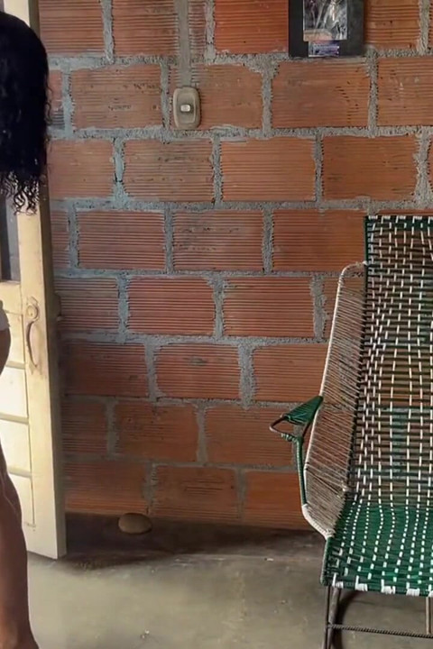 Varo miestäni töiden jälkeen.