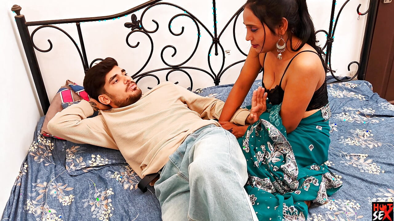 Indian Desi Couple Making Love and Hardcore Sex On there First date and Mate .Fucked By Hard Cock