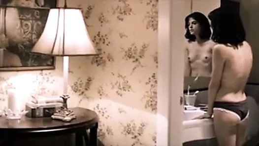 Selma Blair dans leur scène de sexe nue sur la peau