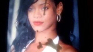 Rihanna huldigt nicht. (2)