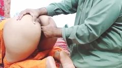 Pakistansk fru knullad av cuckold make med hett ljud