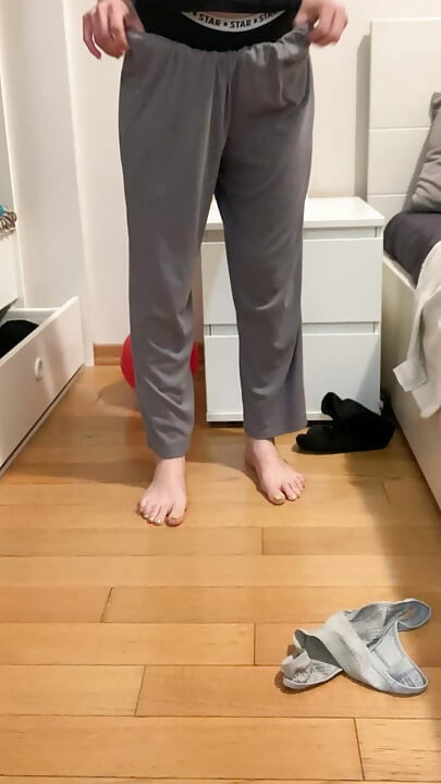 milf pee desperation pov pissing woman