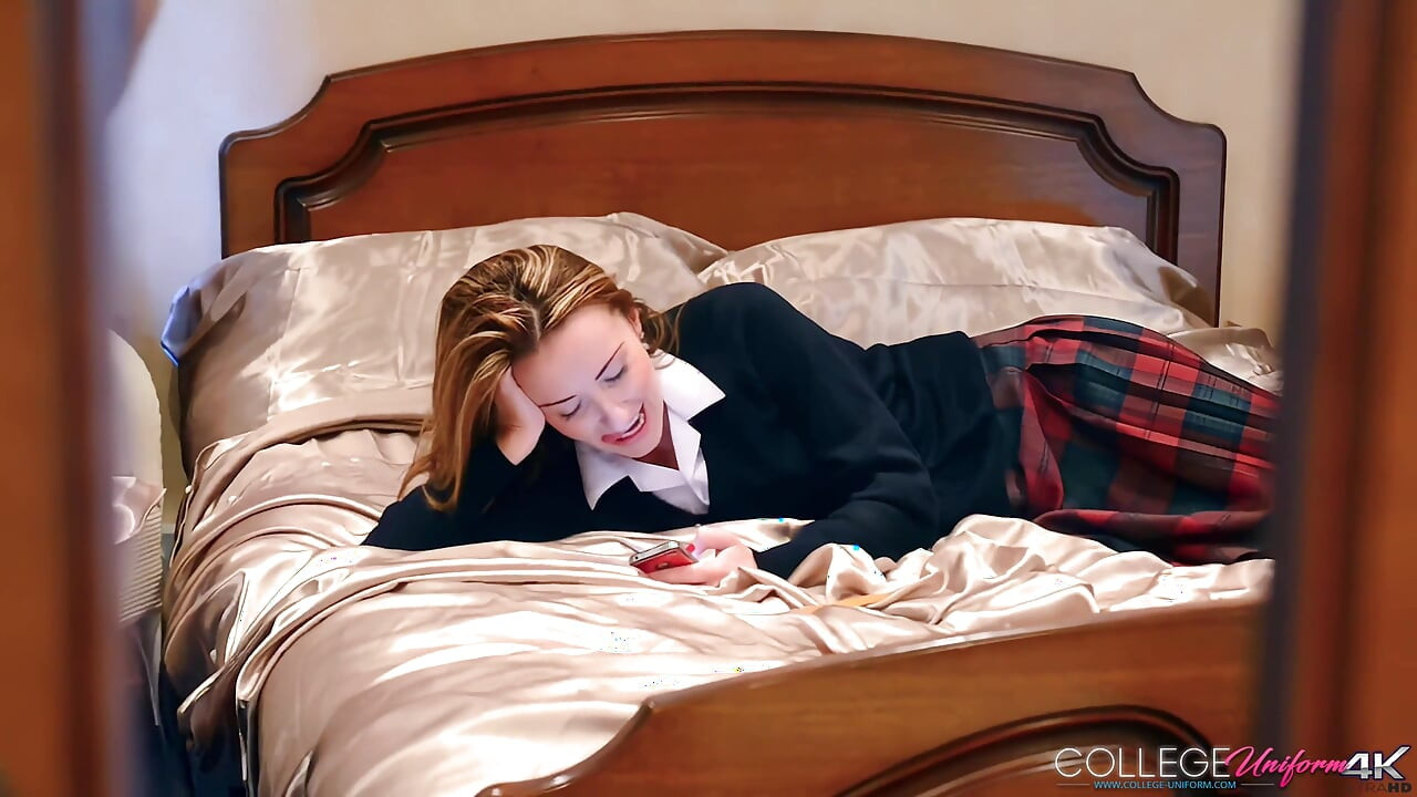 Spanking Featuring Sophia Smith