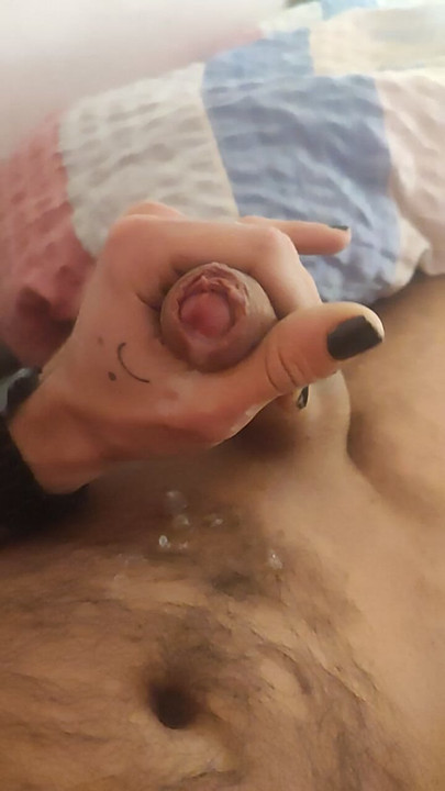 在长时间的训练后，把它射在我的整张床上