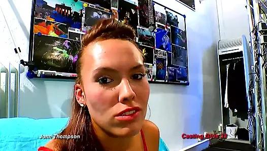 Ggg - Büyük Memeli Oyuncu Seçmeleri Sürtükler Sert Sikiş Için Genişliyor