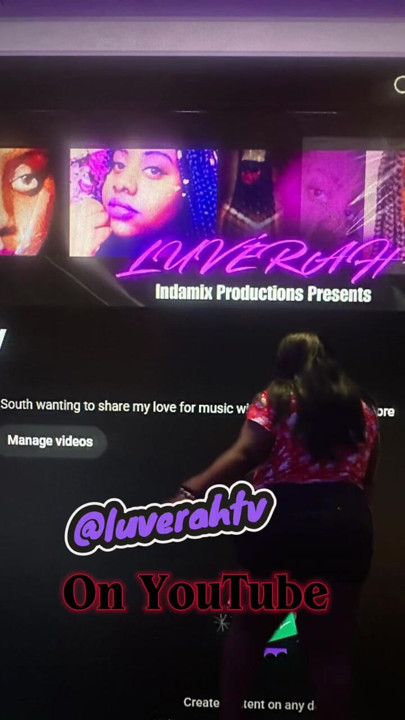 Aku juga seorang seniman musik berlangganan dan berbagi