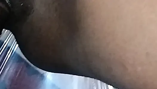 Schlankes desi-mädchen und 14 zoll dicker schwanz viel gefickt. kleines desi heißes bhabhi
