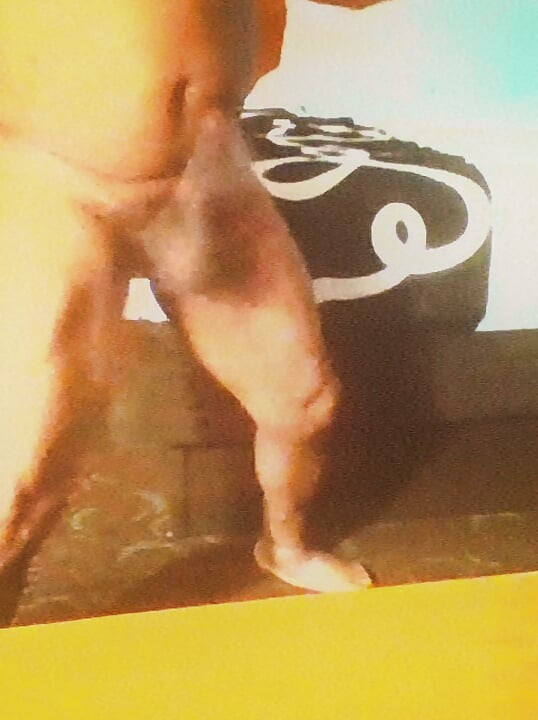 HOT ASS TONY LETS LOOSE