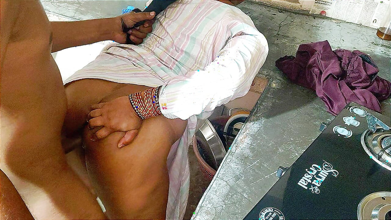 Indian Desi bhabhi ki chudai Hindi audio