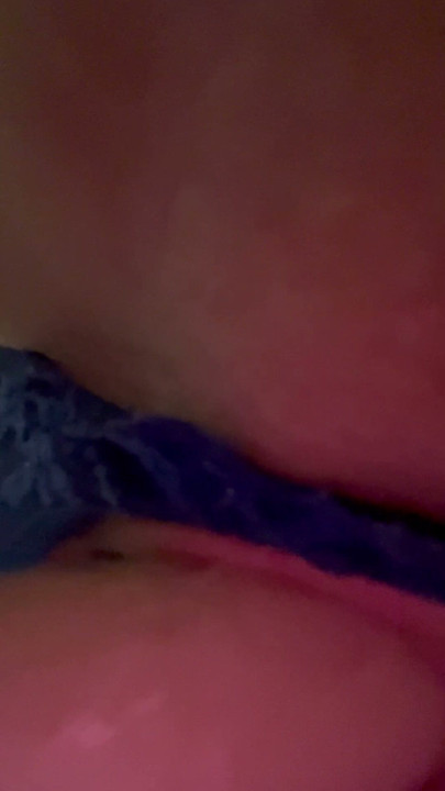 Tight dildo fuck