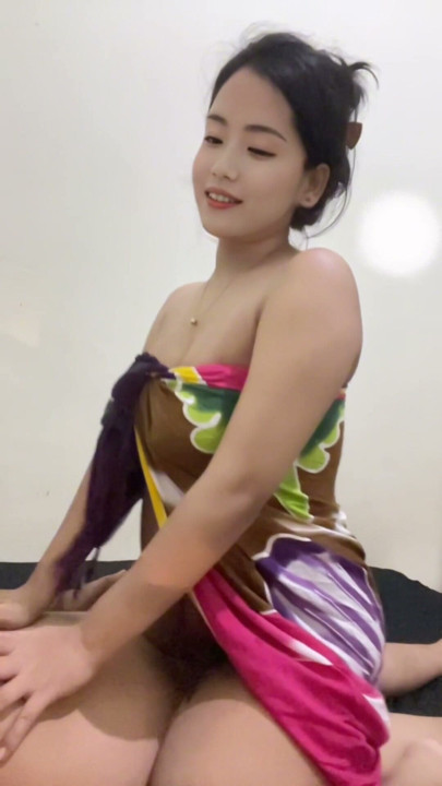 A very sexy, busty older woman who is highly aroused. | Clip 1