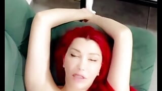أخبرني أن رجولته تغطي أخيه غير الشقيق.