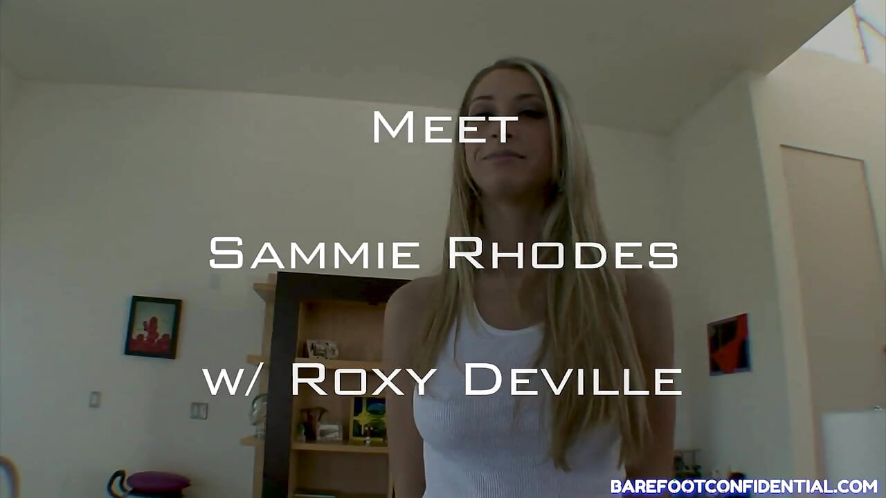 Meet Sammie Rhodes and Roxy Deville Foot Fetish