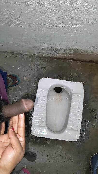 Apenas mijando de indiana