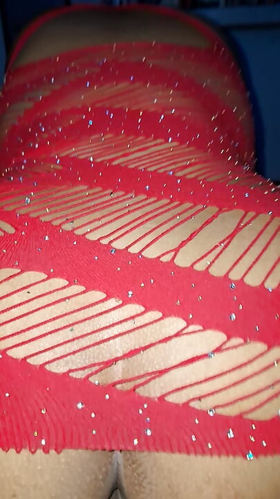 A rich oral before going to bed ends in a fascinating fuck
