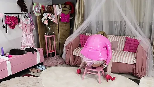 Sissy Dee Playing in Her New Room When Lady Fee Joins Her