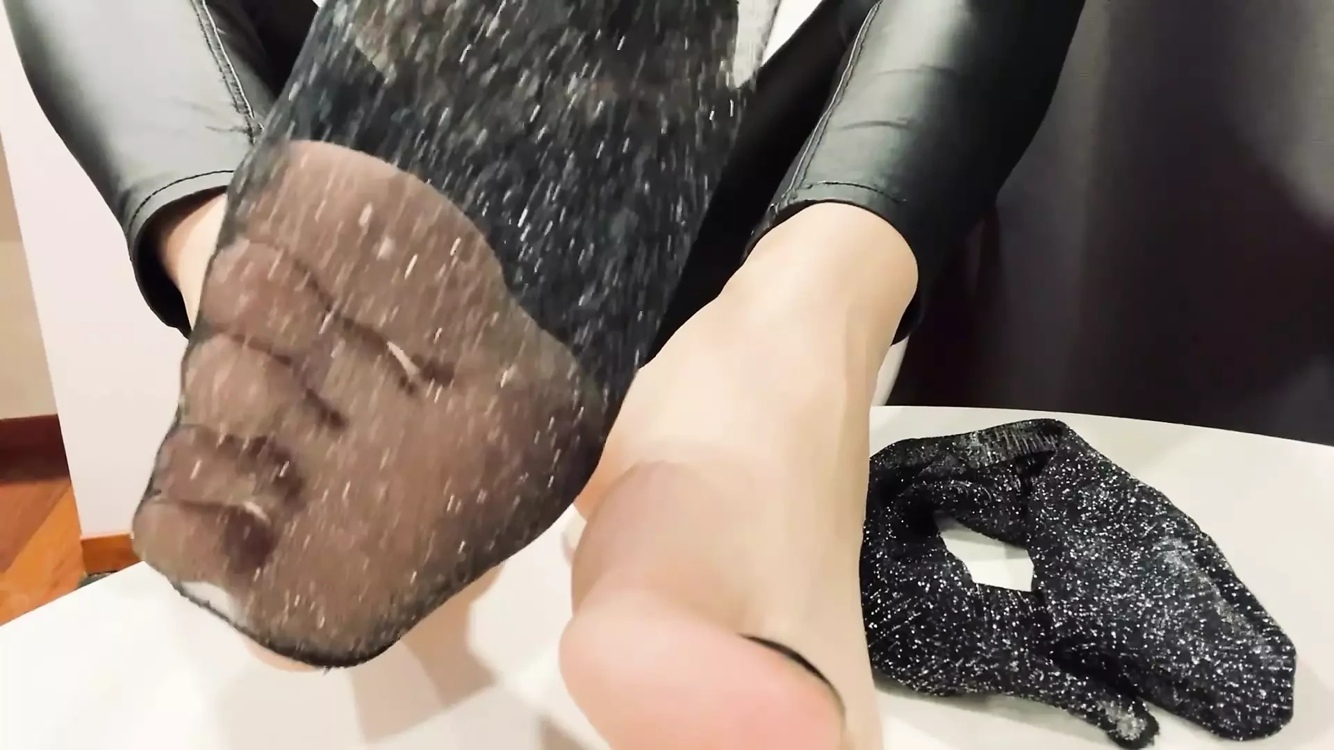 흑인 대물 자지👠에게 따먹히는 핫한 십대