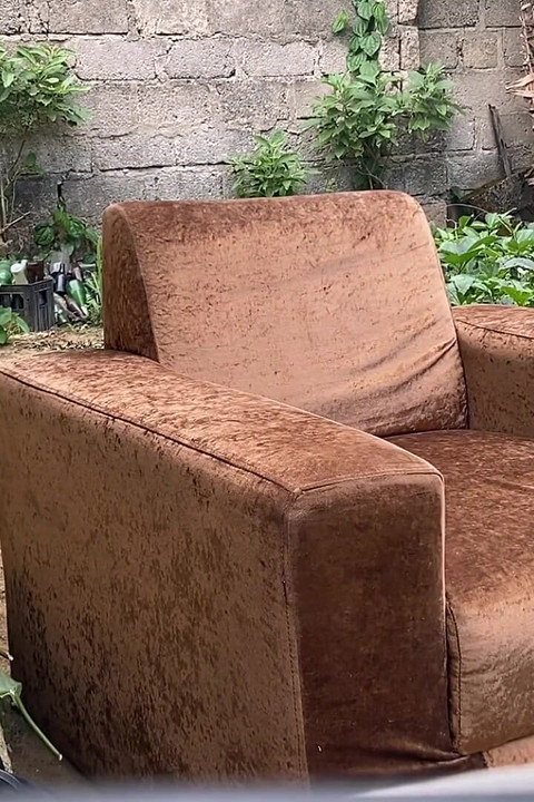 אתה יכול לזהות איפה היא משפריצה?