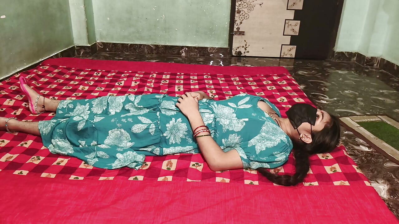 Adolescentă indiană de colegiu 18 Sex (18+) Frumoasă fată indiană de colegiu Studentă de colegiu Prima oară (18+) Sex fierbinte cu fată indiană de colegiu