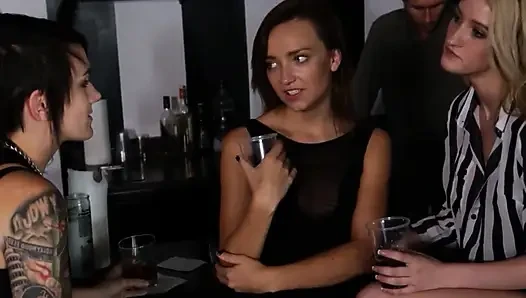 Young Lesbians Eat Each Other