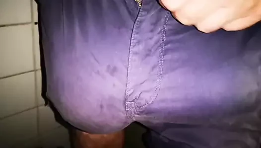 Belgian porn video – Inside a Toilet
