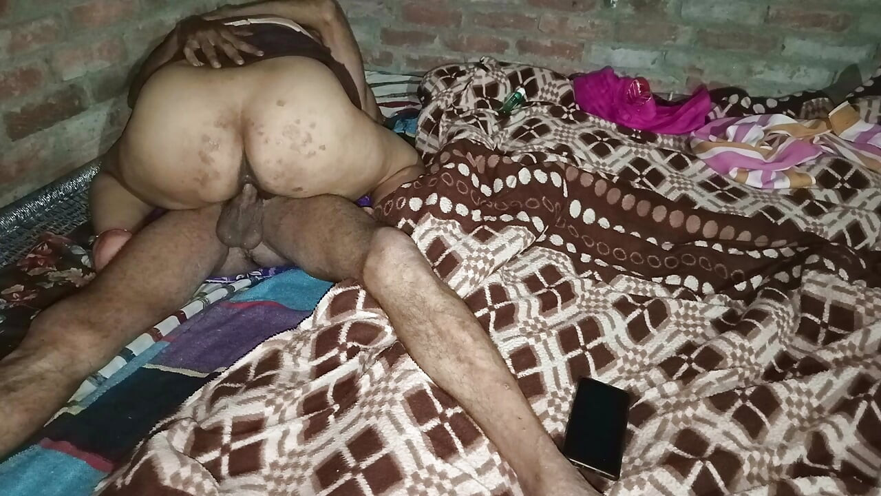 Pyasi bhabhi ki chudai