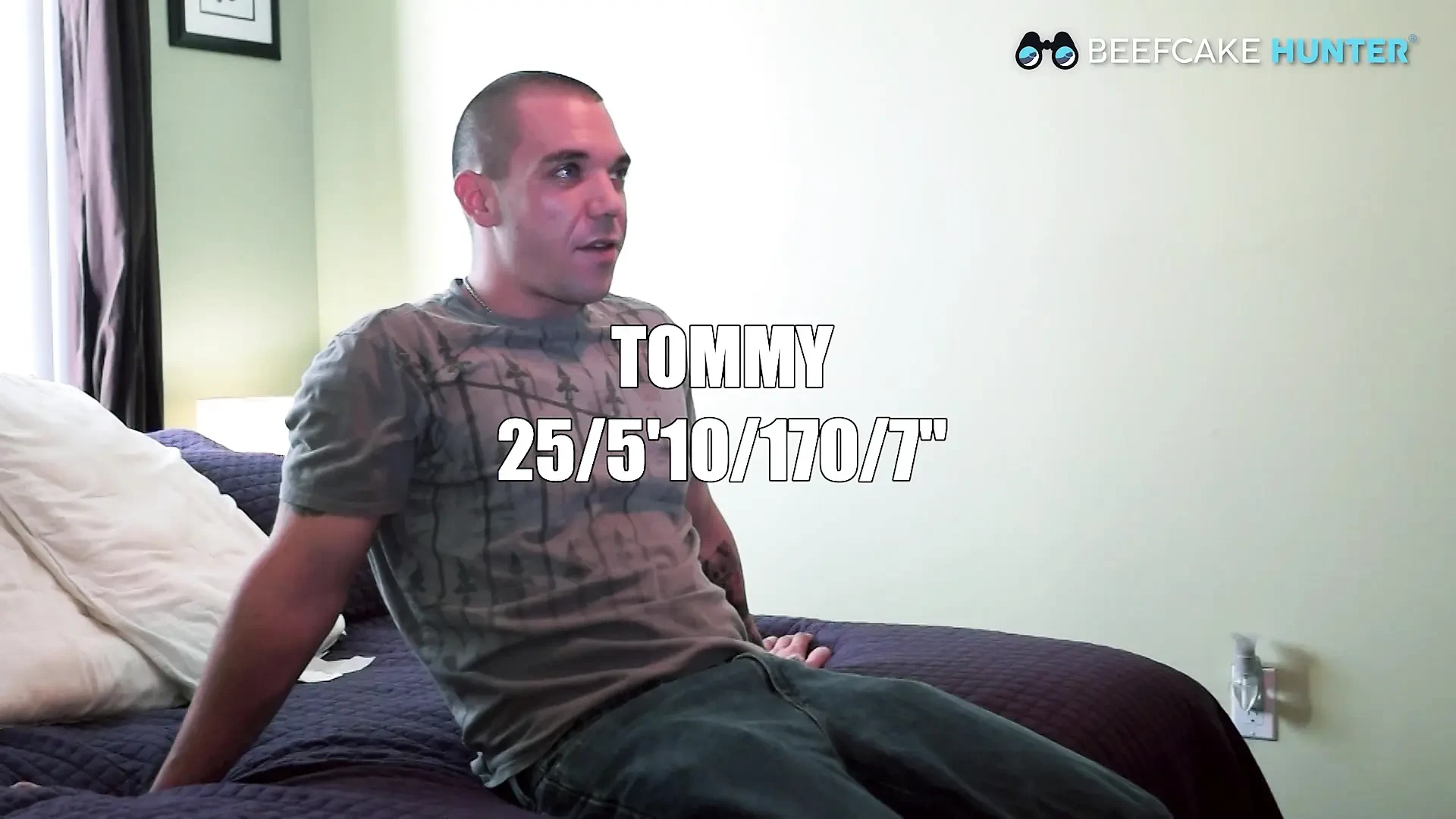 Getting Pounded by Sexy Italian New Yorker Tommy